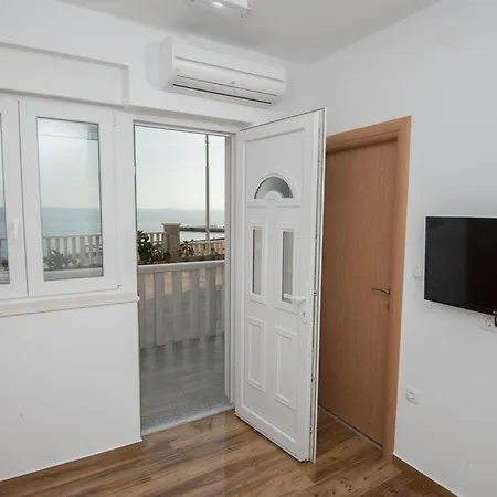 Ivo 2 Apartment Podstrana