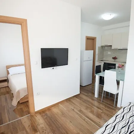 Ivo 2 Apartment Podstrana